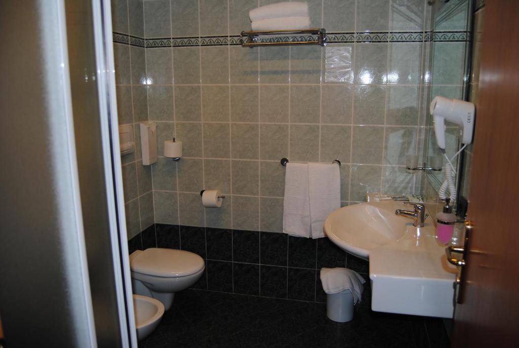 Mercedes Hotel 3*