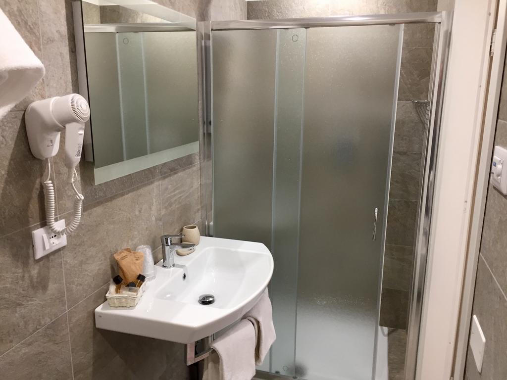 Mercedes Hotel