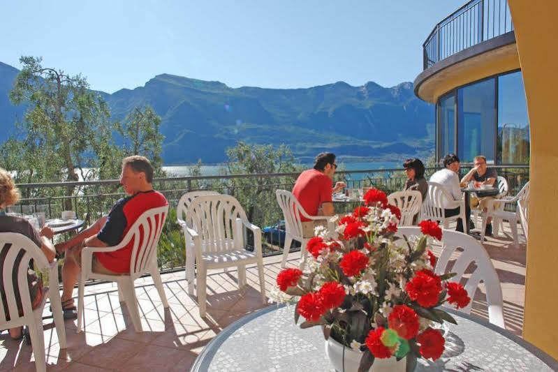 Mercedes Hotel 3*